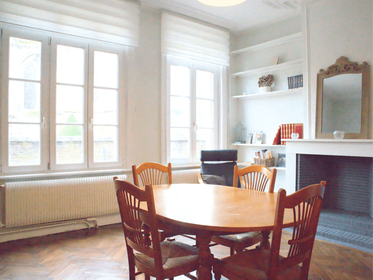 Dining room Maison de la Cathédrale